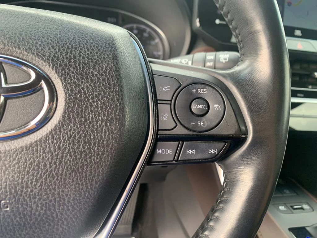 Used 2021 Black Toyota XLE image 29