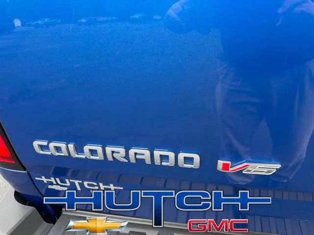 Used 2020 KINETIC BLUE METALLIC Chevrolet 4WD Z71 image 15