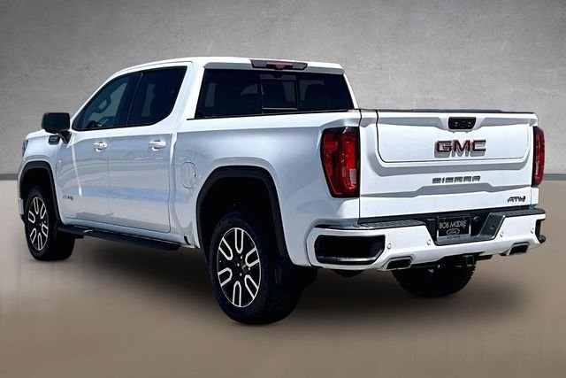 Used 2022 White GMC AT4 image 11