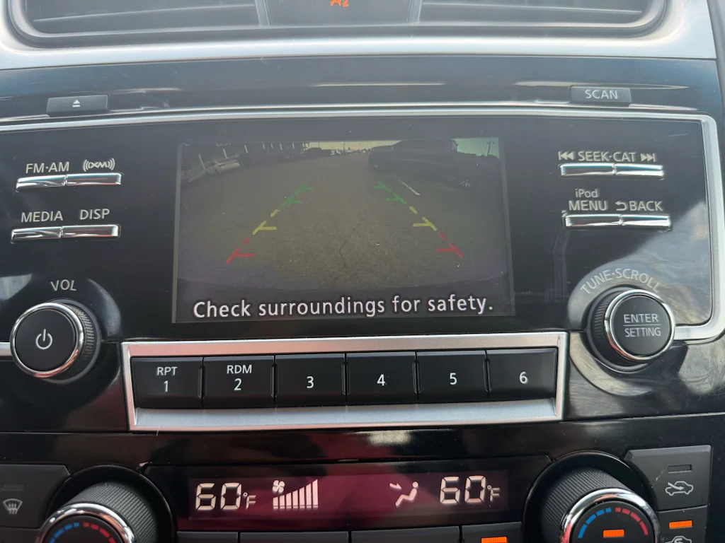 Used 2018 Storm Blue Nissan 2.5 SV image 38