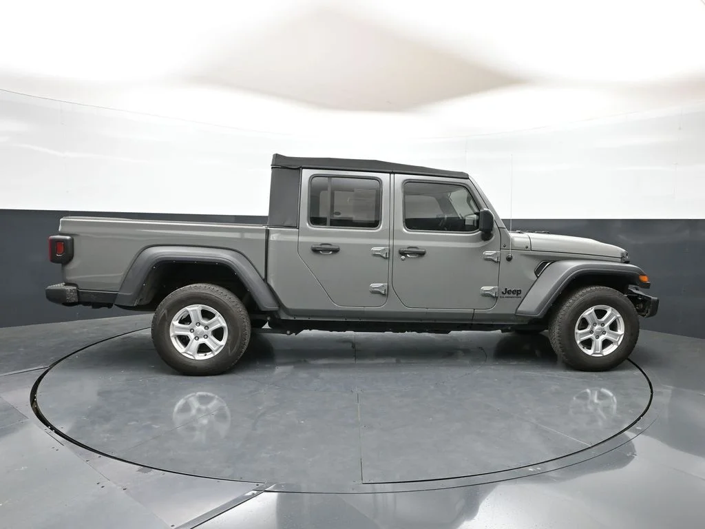 2021 Jeep Gladiator Sport - Photo 4