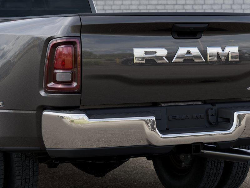 New 2026 Granite Crystal Metallic Clear-Coat Exterior Paint RAM Tradesman image 13