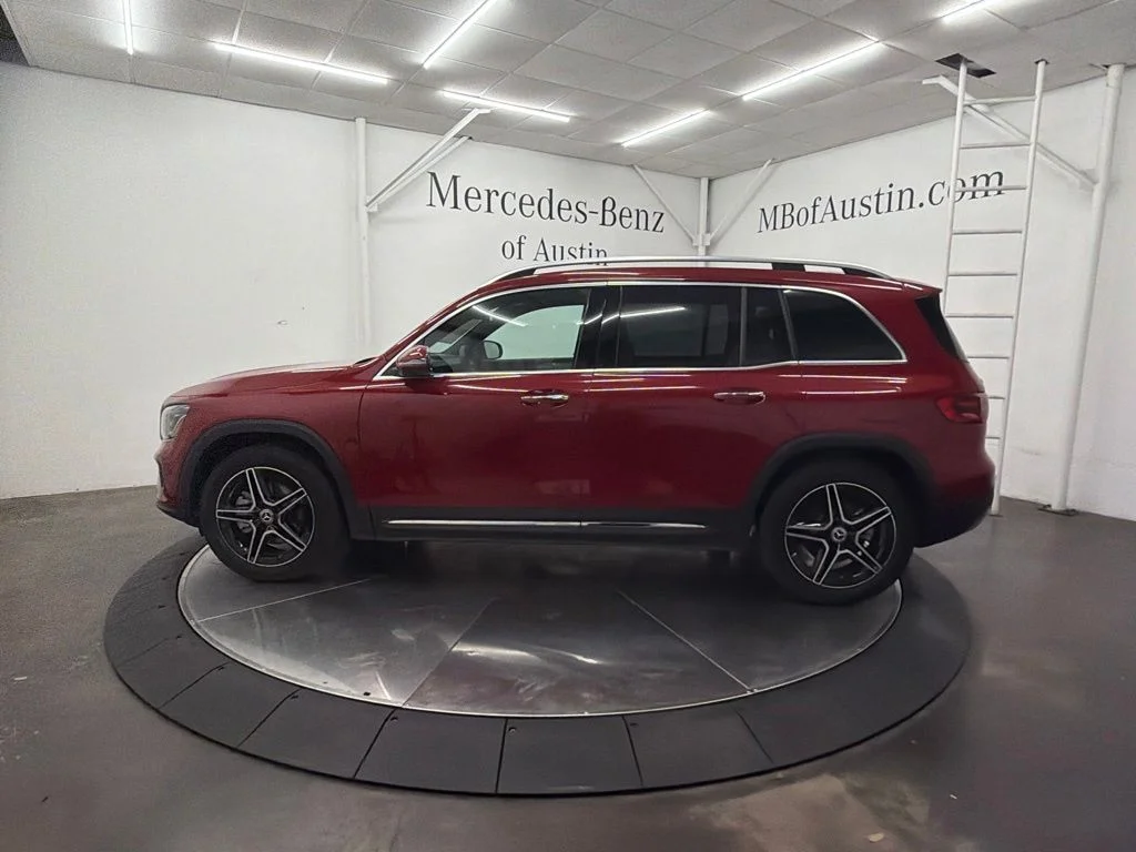 New 2026 Red Mercedes-Benz GLB 250 image 4
