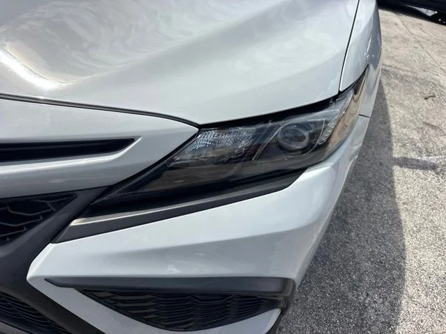 Used 2024 White Toyota SE image 9