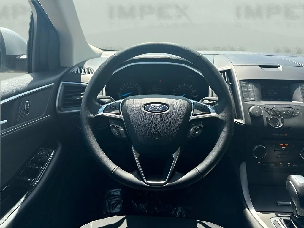 Used 2018  Ford SEL image 14