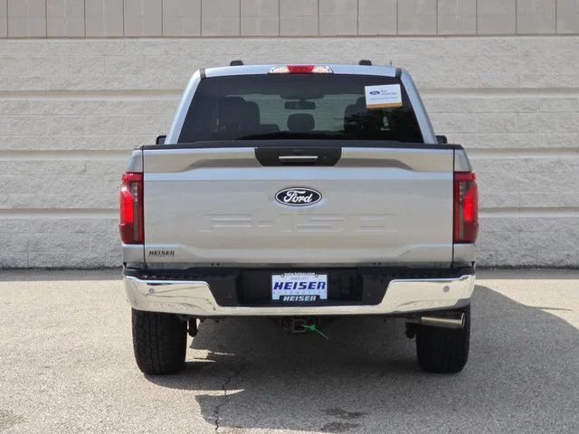 Used 2024 Silver Ford XLT image 12