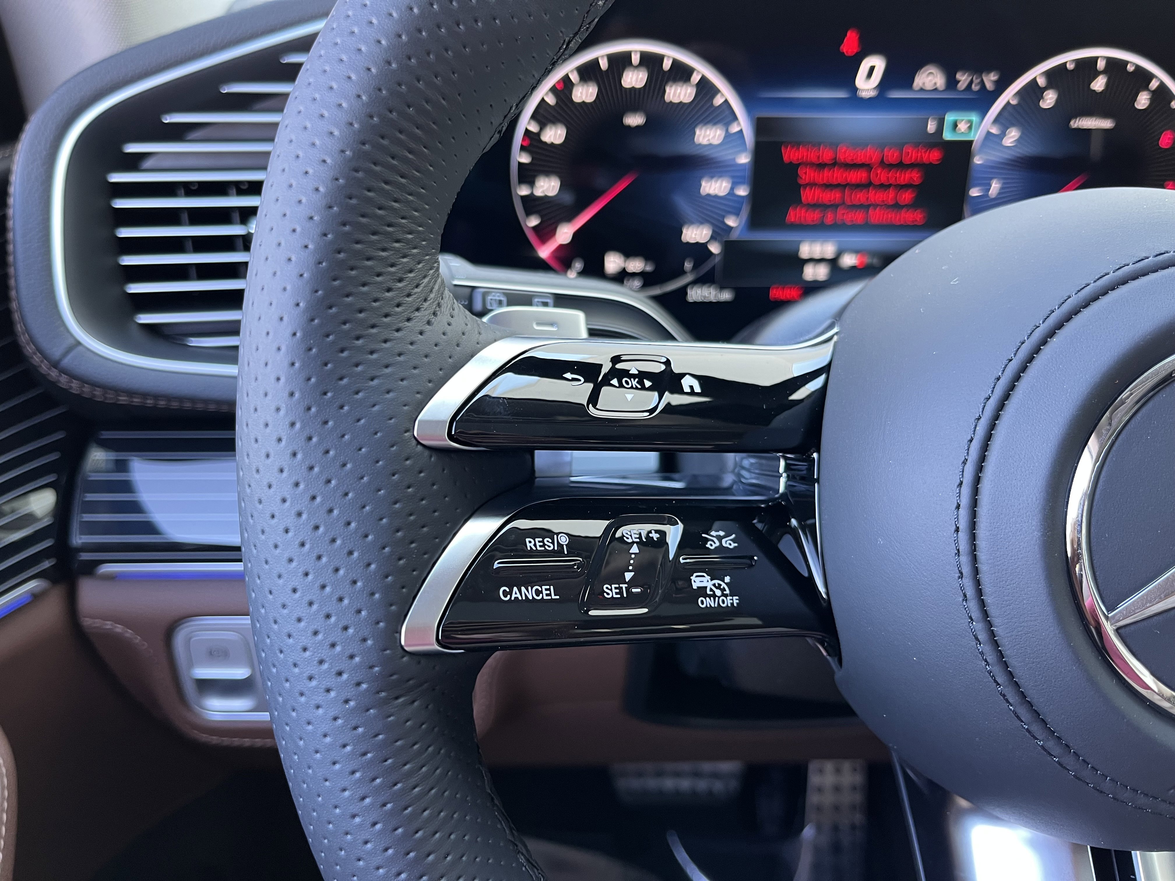 New 2026 POLAR WHITE Mercedes-Benz GLS 450 image 24
