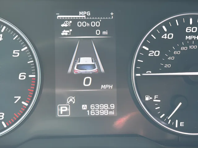 Used 2025 Green Subaru Premium image 9