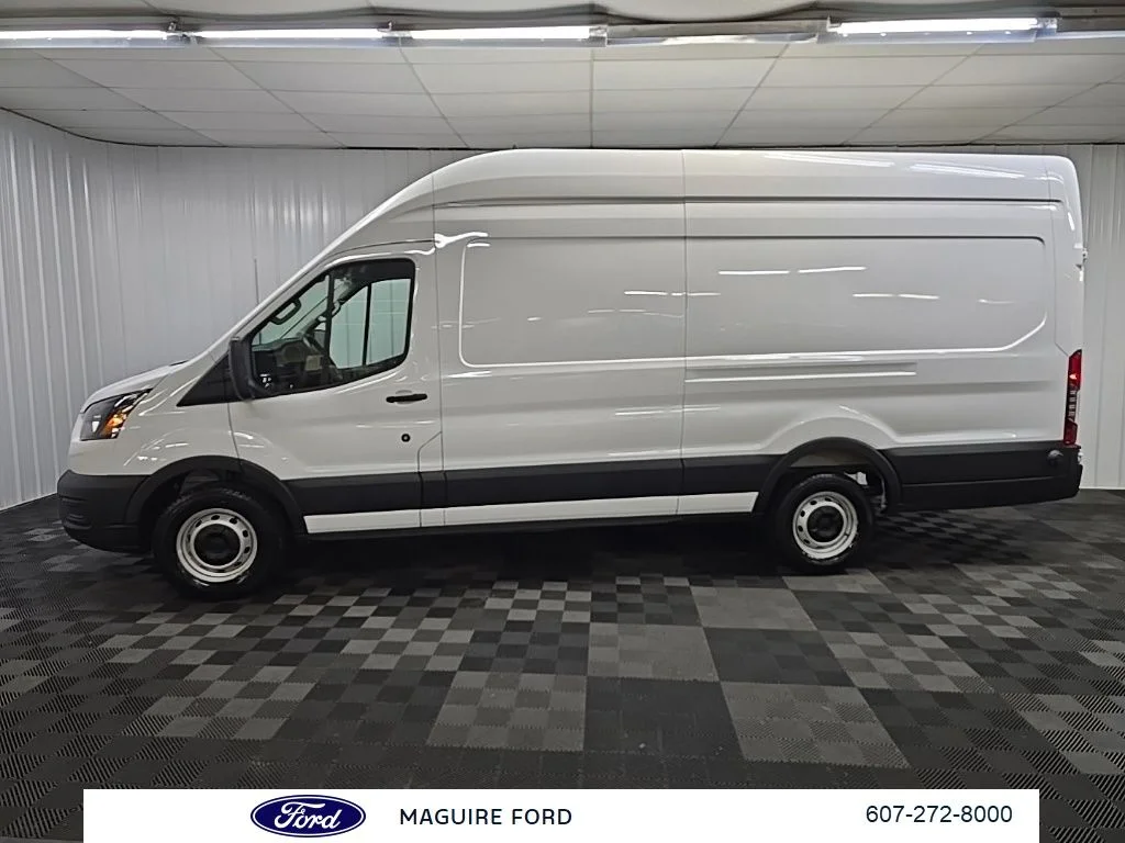 Used 2025 White Ford Base image 6
