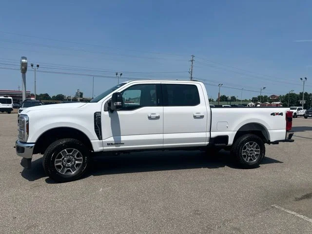New 2026 Oxford White Ford F-250® Lariat® image 32