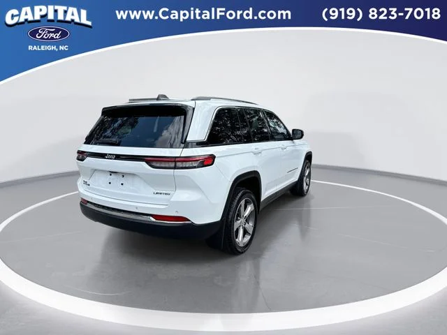 Used 2022 White Jeep Limited image 8