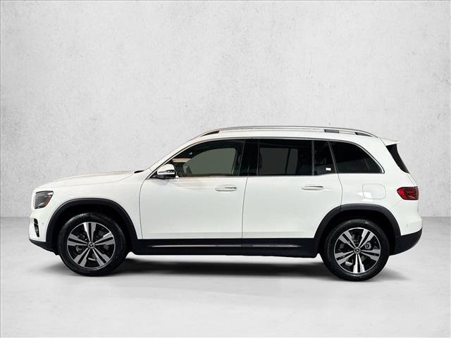 New 2026 Polar White Mercedes-Benz GLB 250 image 38