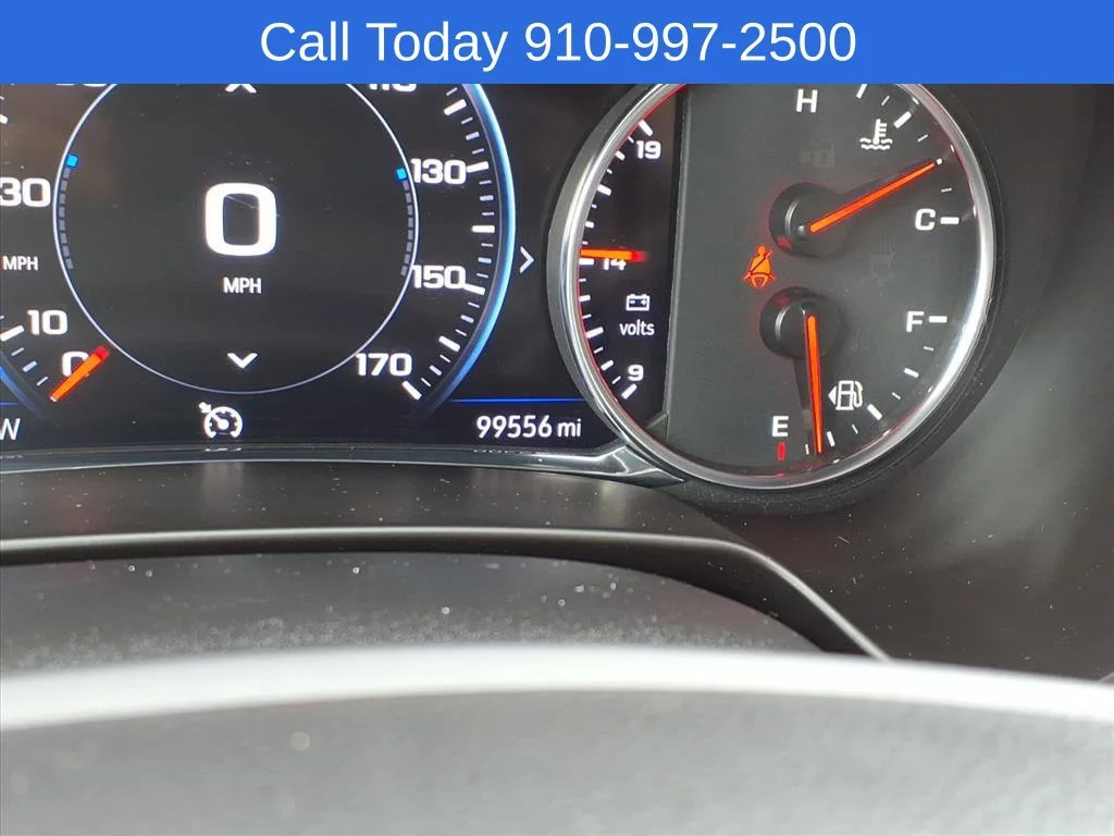 Used 2023 Iridescent Pearl Tricoat Chevrolet RS image 30