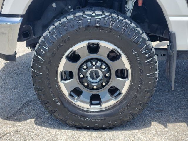 Used 2025 White Ford King Ranch image 10