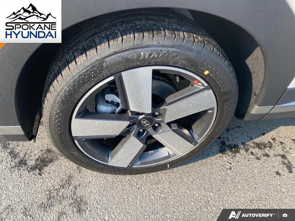 2026 Hyundai Santa Fe Limited - Photo 9