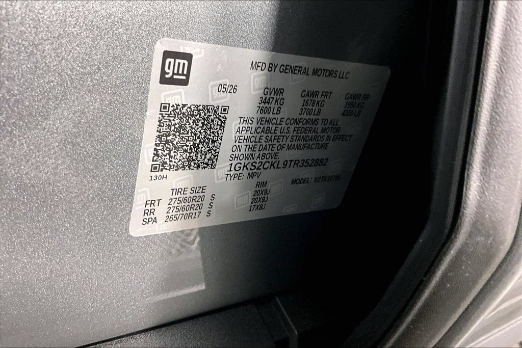 2026 GMC Yukon AT4 - Photo 9