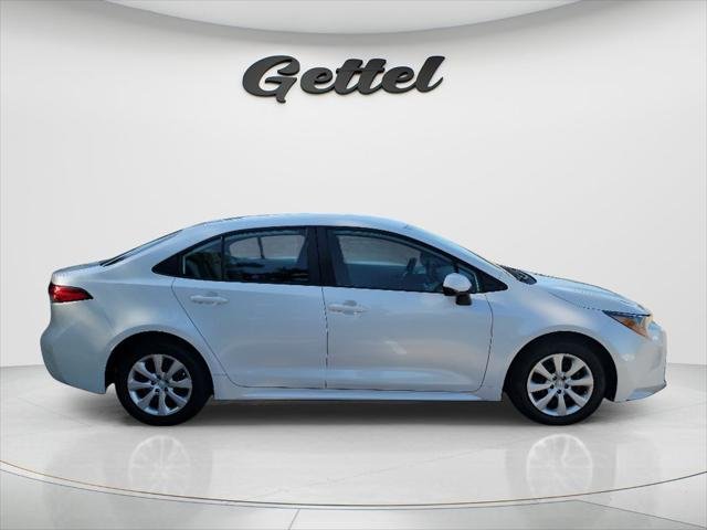 Certified Used 2024 WIND CHILL PEARL Toyota  image 4