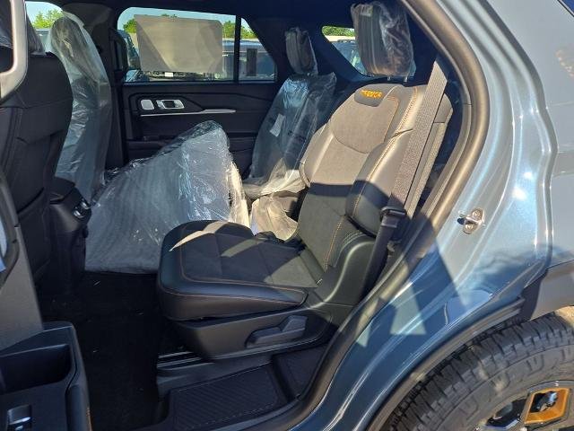 New 2026 Vapor Blue Metallic Ford Tremor® image 25