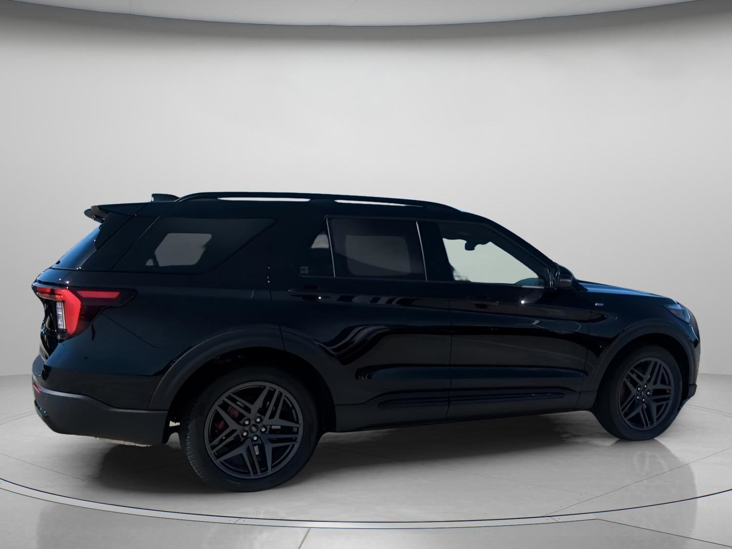 New 2026 Agate Black Metallic Ford ST-Line image 26