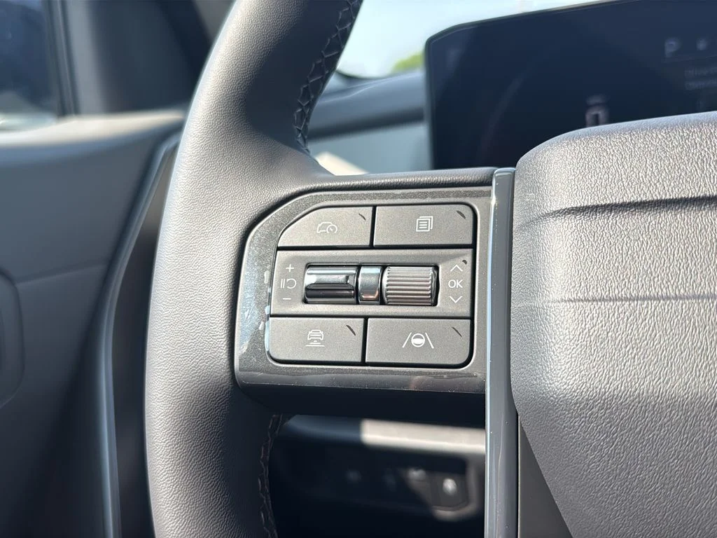New 2027 White Kia S image 45