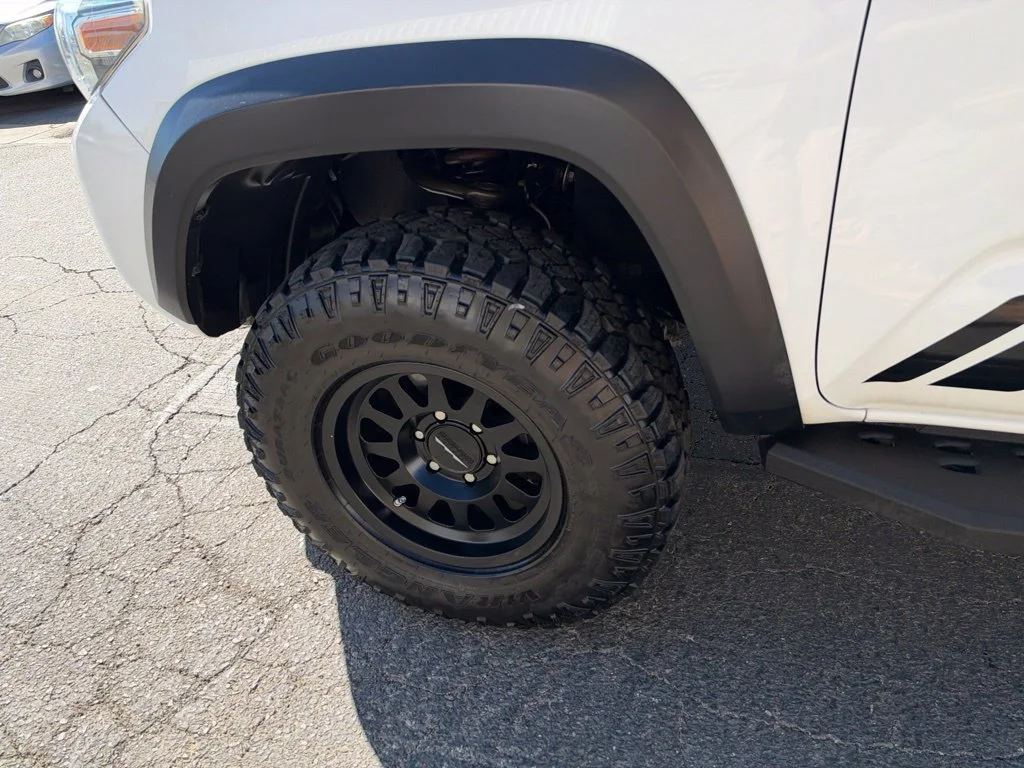 Used 2019 White Toyota TRD Off-Road image 10
