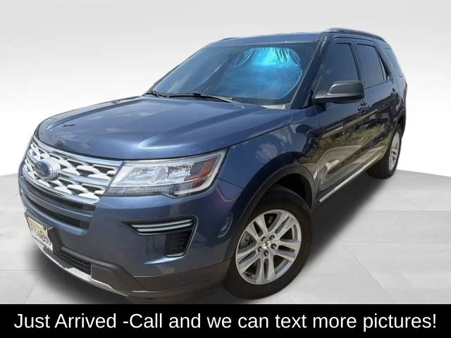 Used 2019 Blue Ford XLT image 1