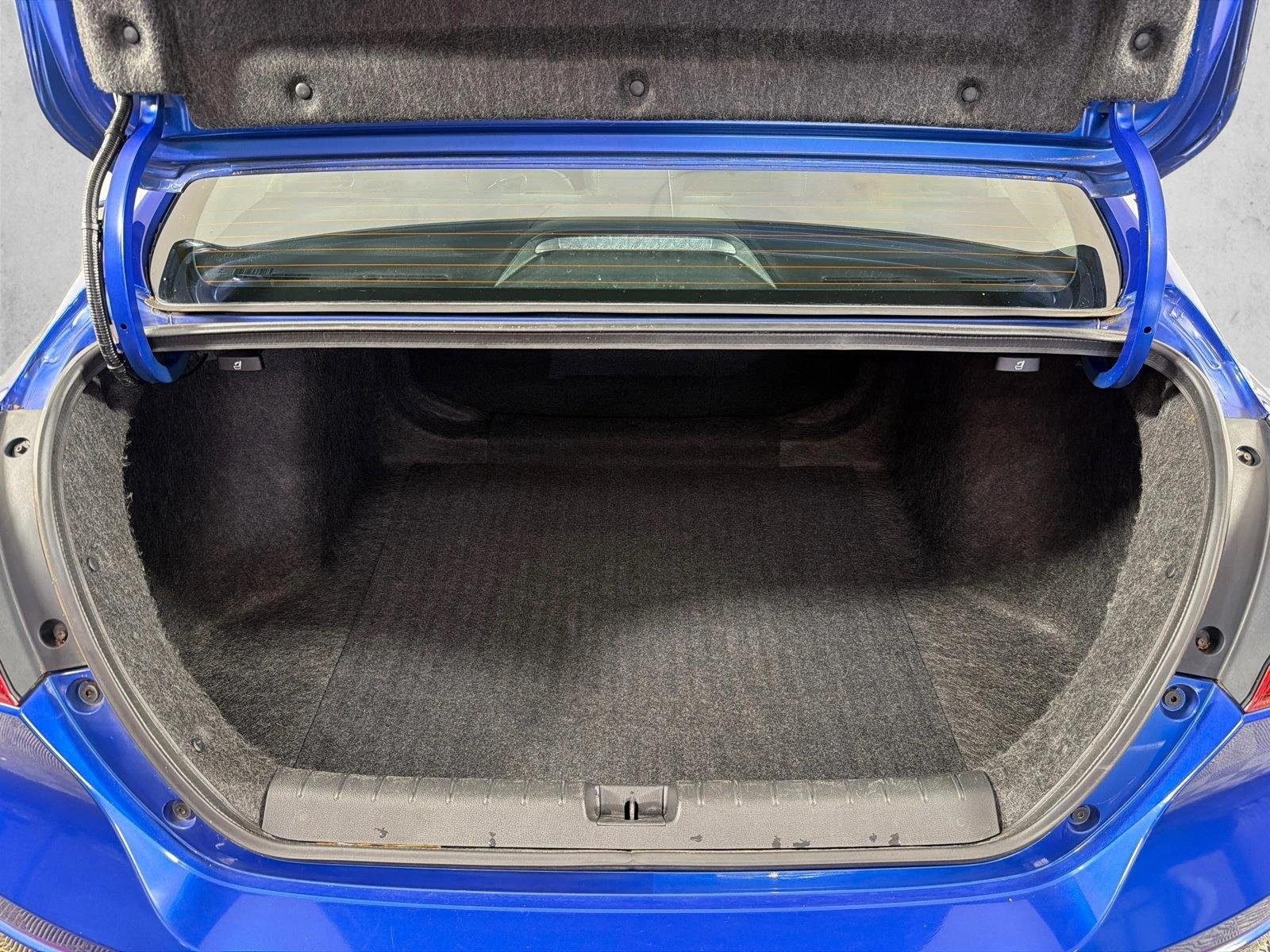 Used 2019 Cosmic Blue Metall Honda Touring image 20