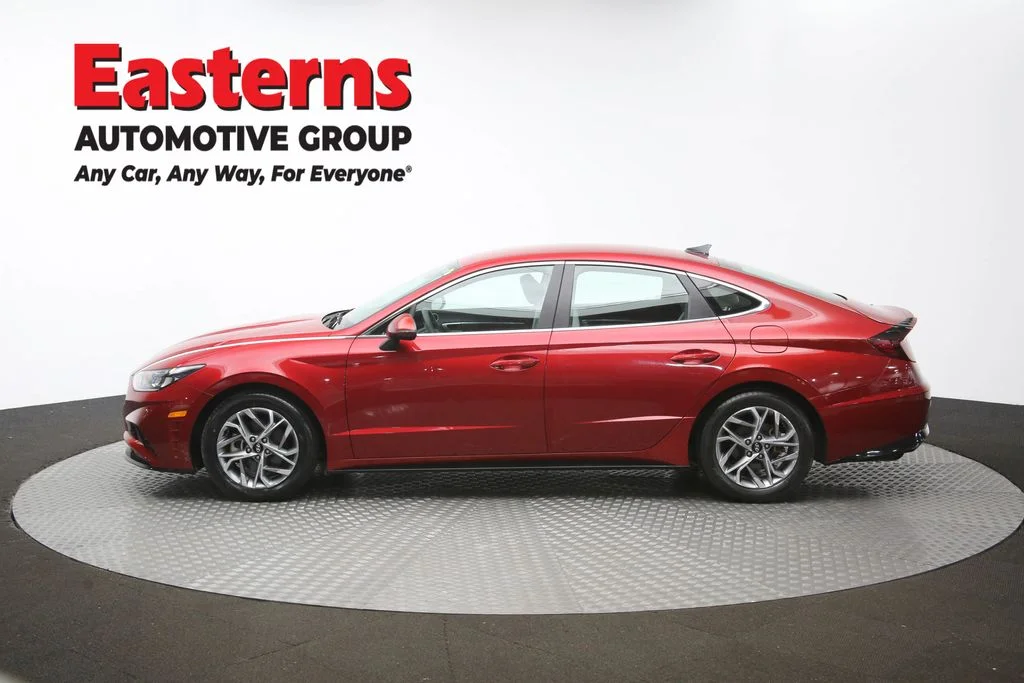Used 2023 Red Hyundai SEL image 60