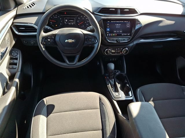 Used 2023 MOSAIC BLACK METALLIC Chevrolet LT image 12