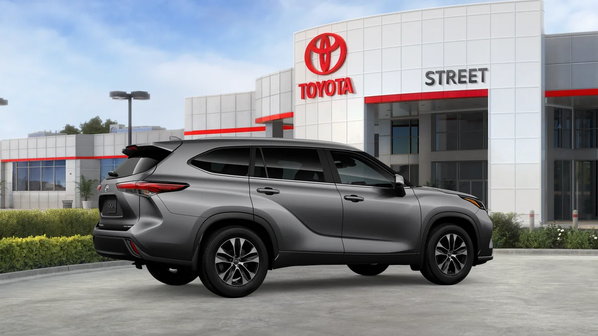 New 2026 Heavy Metal Toyota XLE image 23