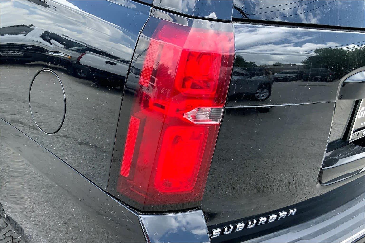 Used 2018 Black Chevrolet Premier image 28