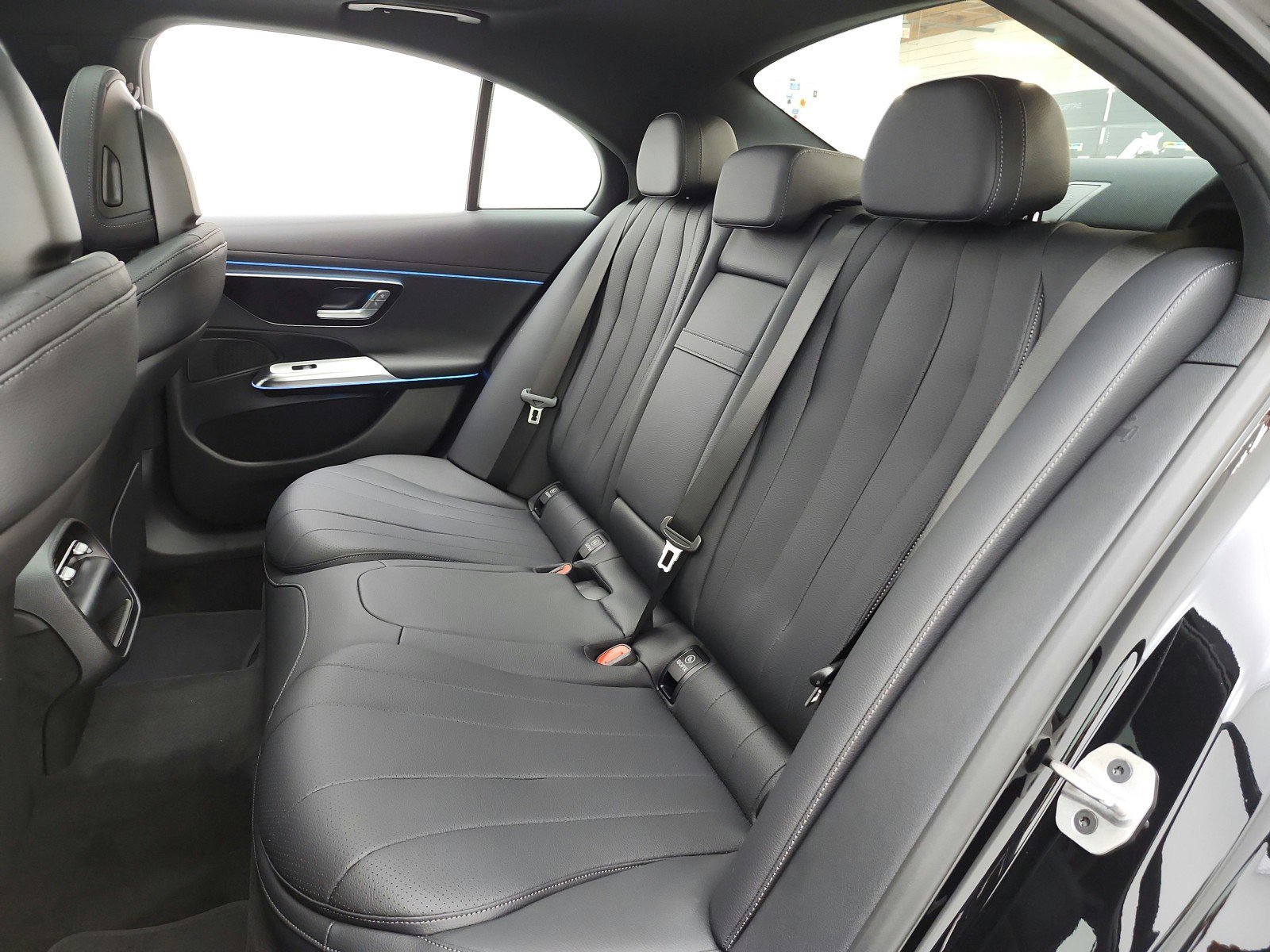 New 2026 Black Mercedes-Benz E 350 RWD Sedan image 40