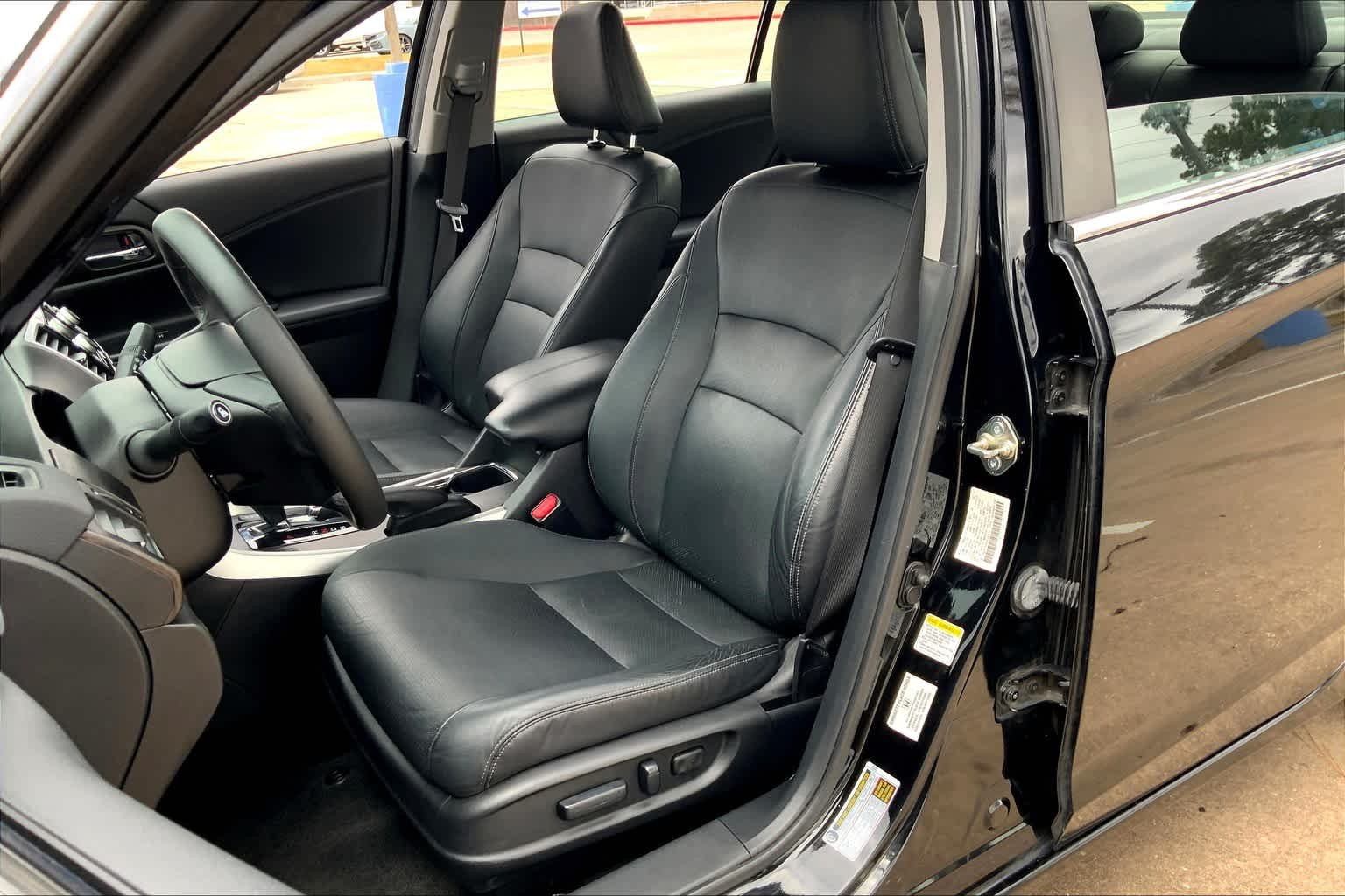 Used 2014 Crystal Black Pearl Honda EX-L image 6