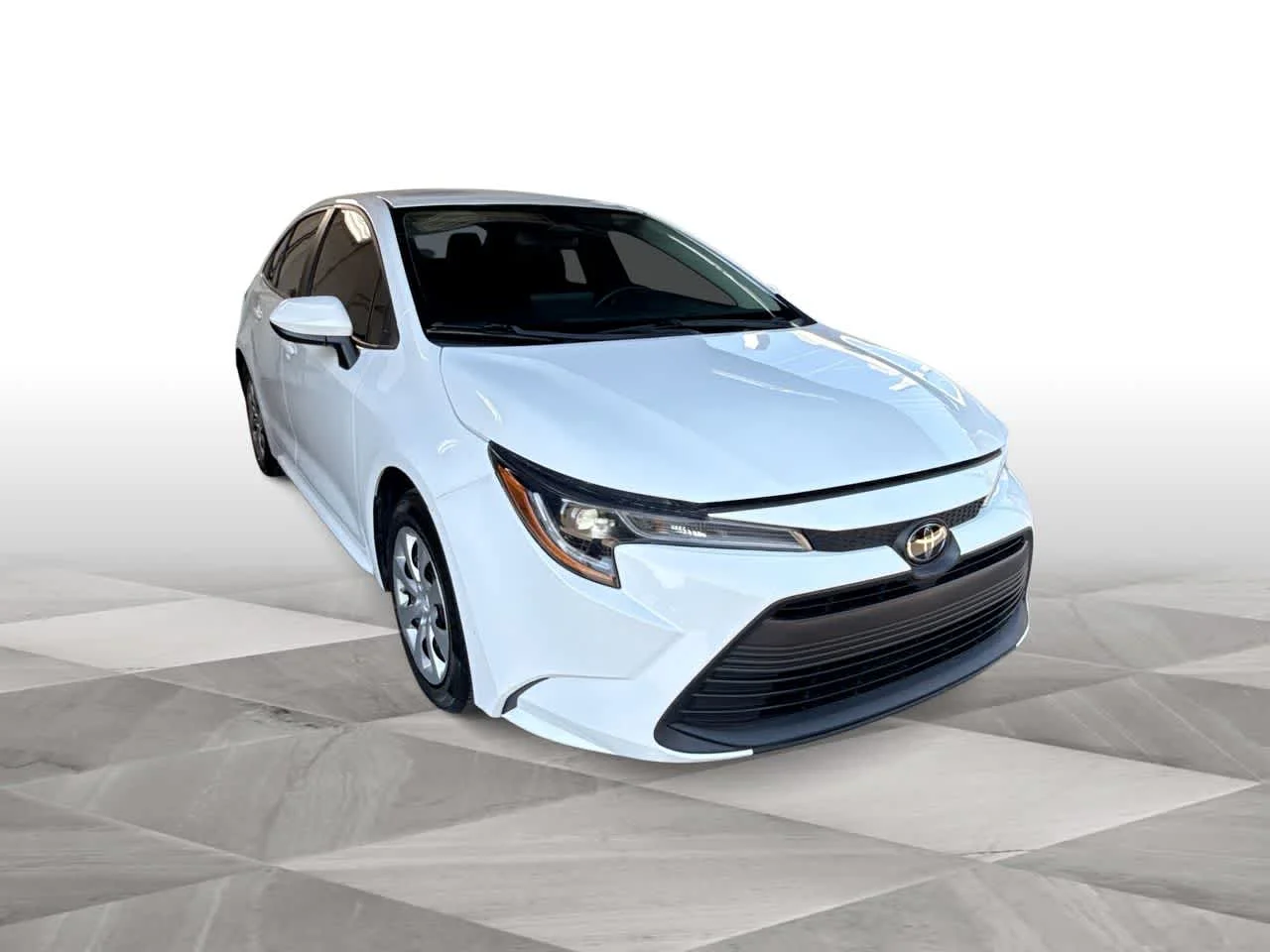 Used 2024 Toyota Corolla LE with VIN 5YFB4MDE2RP119035 for sale in Miami Gardens, FL