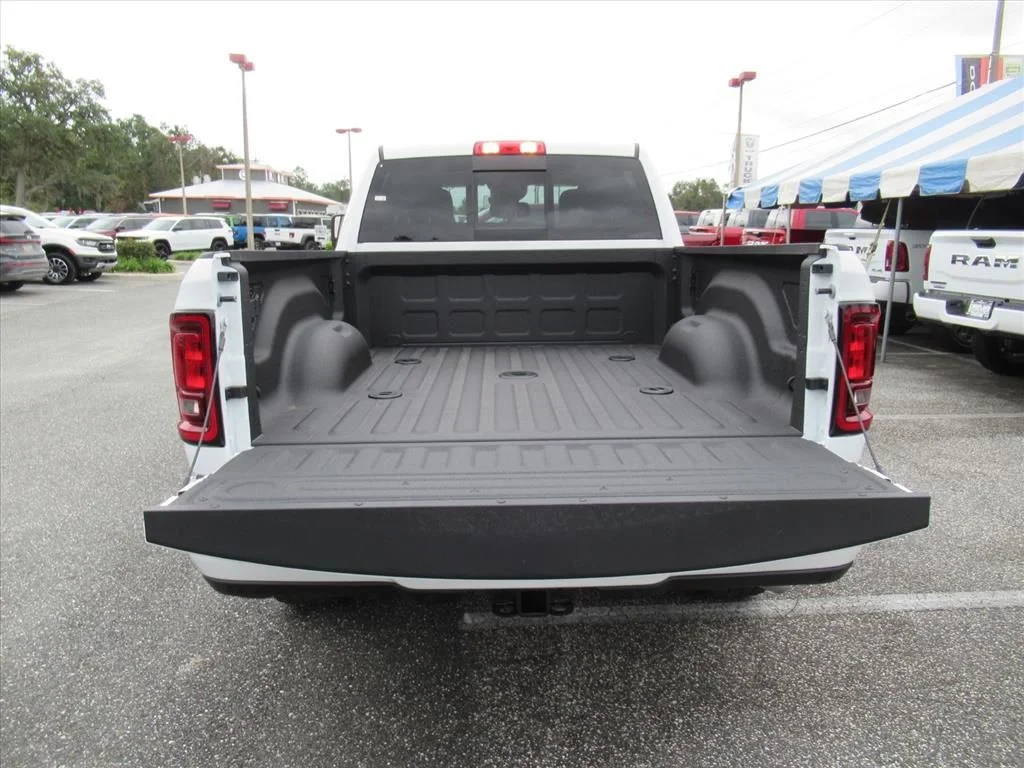2026 RAM 2500 Tradesman/Black Express - Photo 6