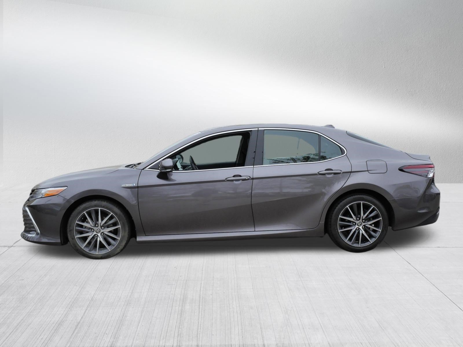Certified Used 2021 Predawn Gray Mica Toyota Hybrid XLE image 5