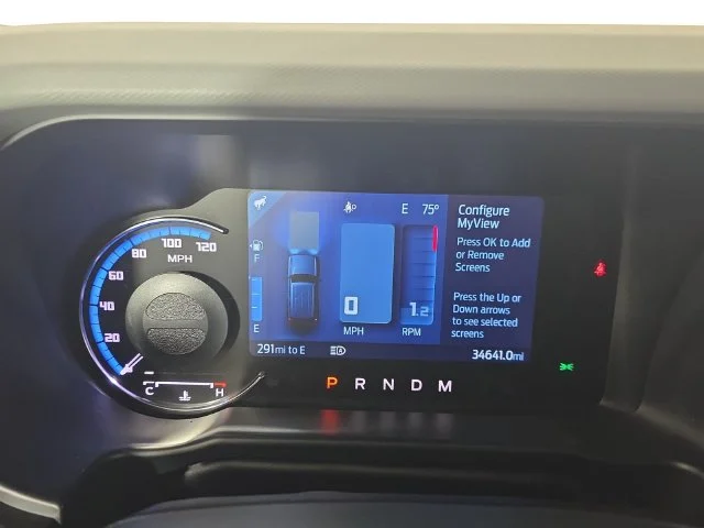 Used 2022 Oxford White Ford Badlands image 13