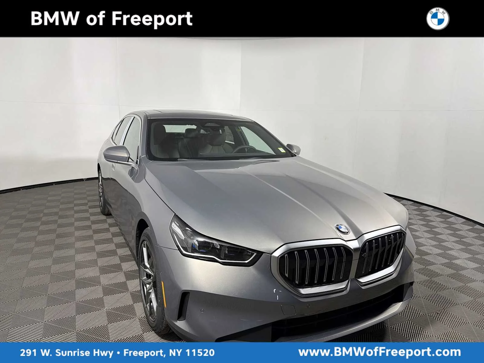 2026 BMW 5 Series 530i xDrive Sedan's photo