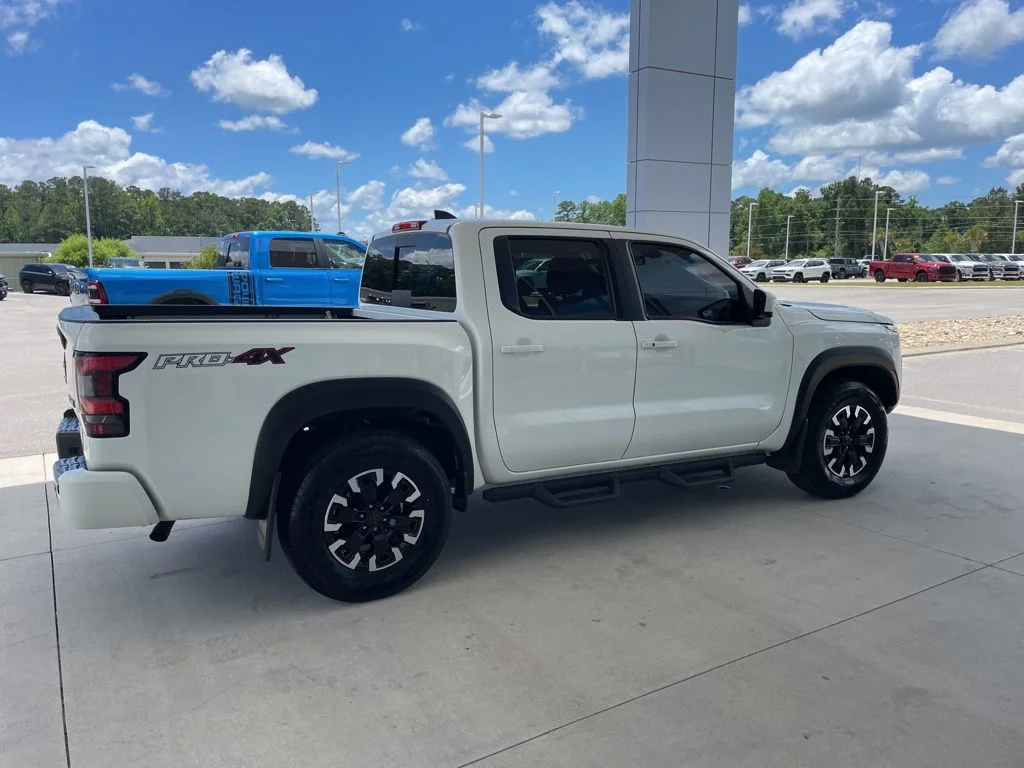 Used 2023 White Nissan PRO-4X image 7