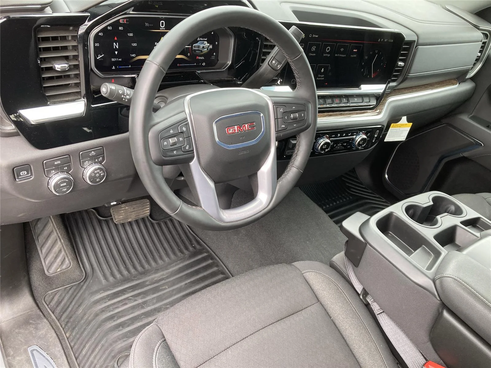 New 2026 Sterling Metallic GMC Elevation image 27