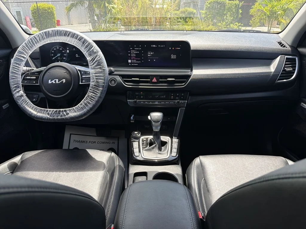 Used 2024 Blue Kia SX image 27