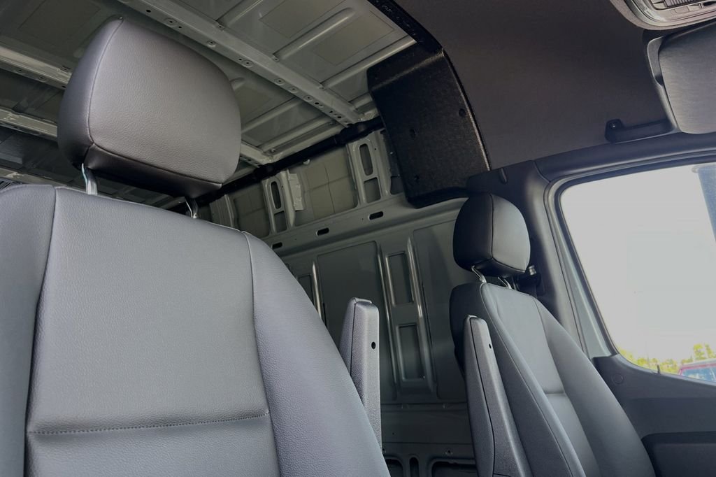 Used 2024 Gray Mercedes-Benz Cargo 170 WB image 16