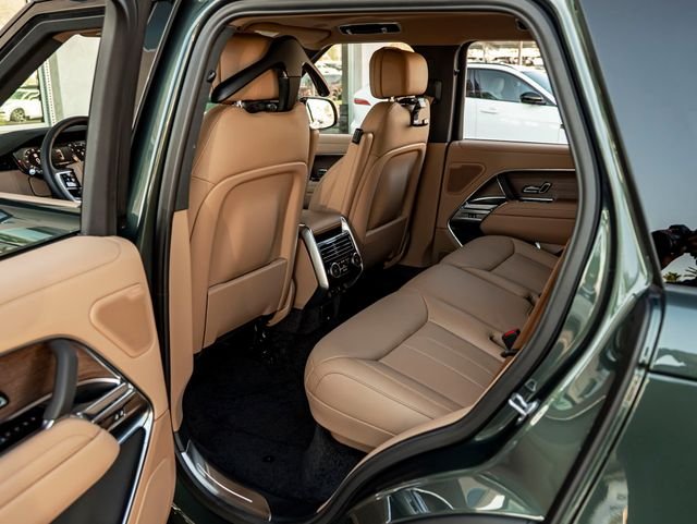 New 2026 Belgravia Green Land Rover SE image 25