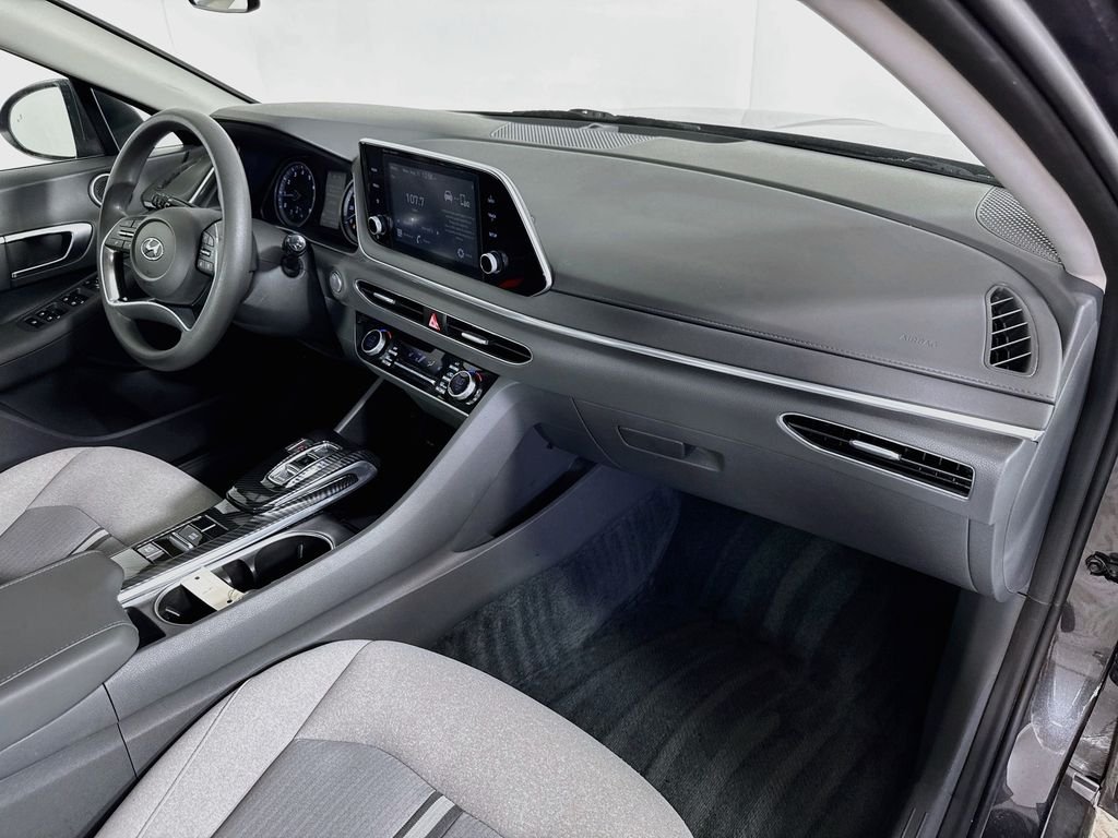 Used 2020 Portofino Gray Hyundai SEL image 27