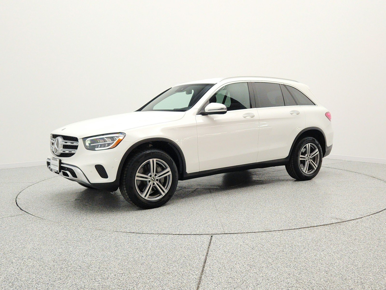 2022 Mercedes-Benz GLC GLC 300's photo