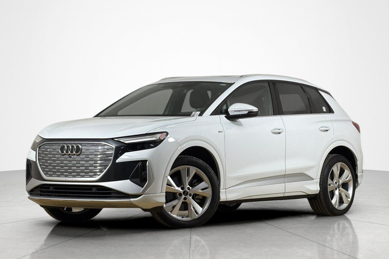 2023 Audi Q4 e-tron Premium Plus