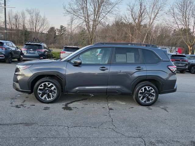 Used 2025 Gray Metallic Subaru Premium image 5