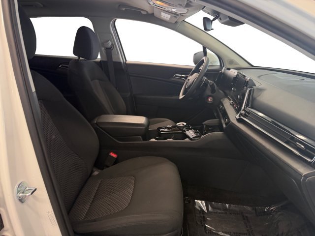 Used 2023 White Kia LX image 28