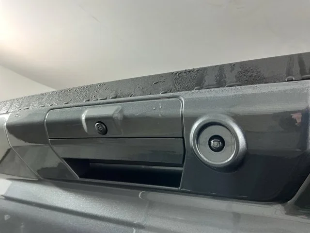 New 2027 Carbonized Gray Metallic Ford XLT image 8