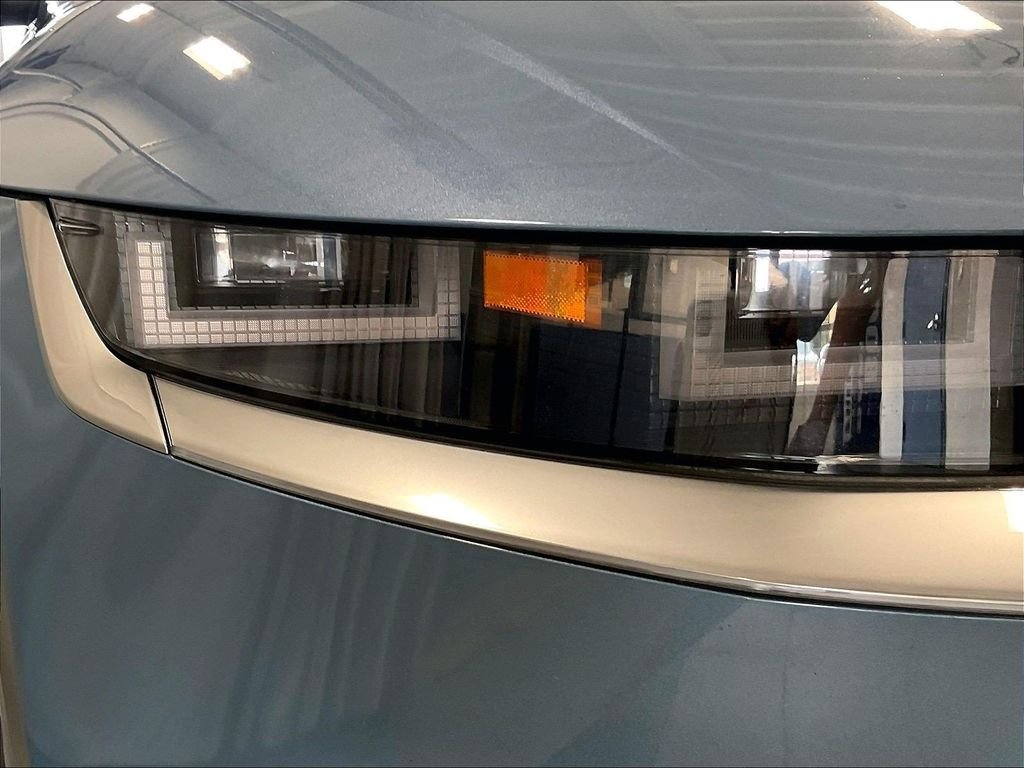 Used 2023 Blue Hyundai Limited image 34